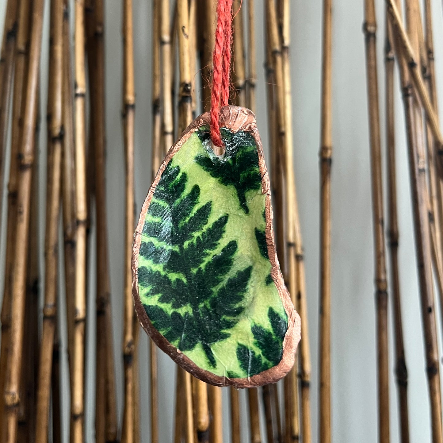 Green Fern Oyster Ornament
