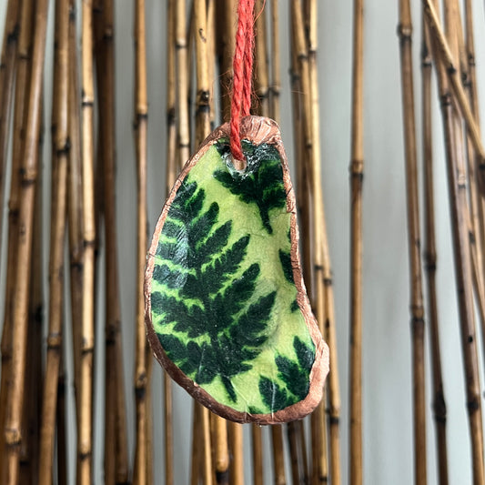 Green Fern Oyster Ornament